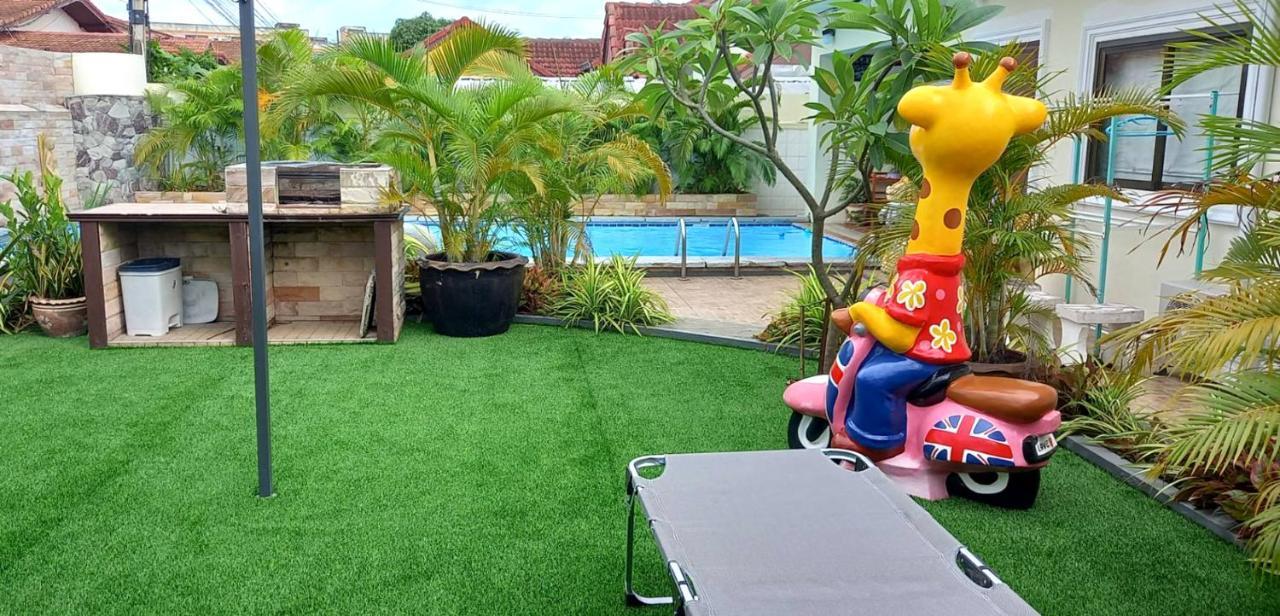 Viewbor Villa - Pattaya Holiday House Walking Street 4 Bedrooms Exteriör bild
