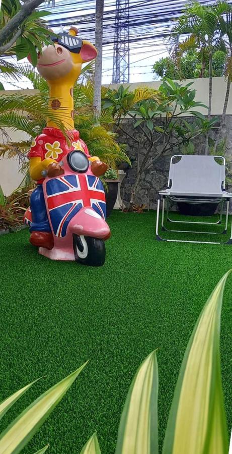 Viewbor Villa - Pattaya Holiday House Walking Street 4 Bedrooms Exteriör bild