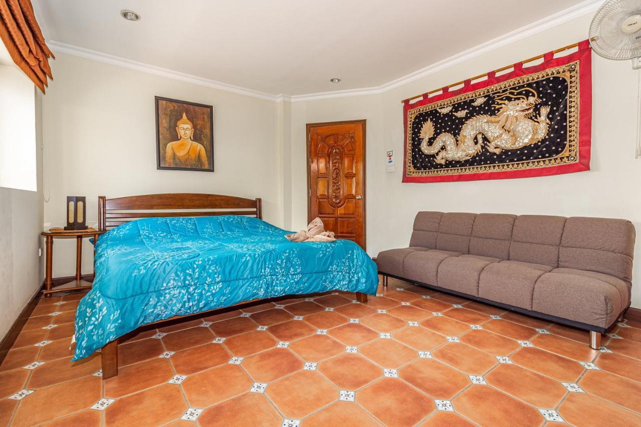 Viewbor Villa - Pattaya Holiday House Walking Street 4 Bedrooms Exteriör bild