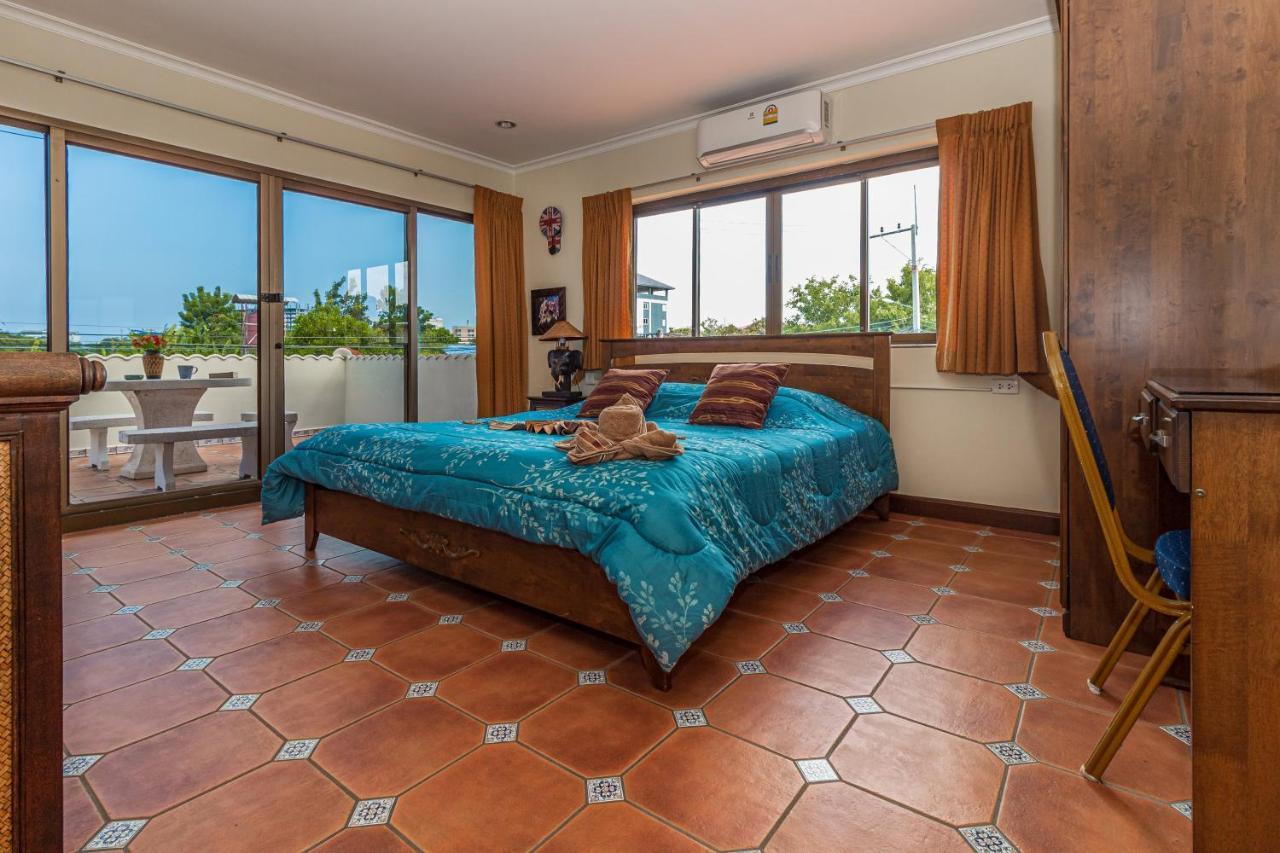 Viewbor Villa - Pattaya Holiday House Walking Street 4 Bedrooms Exteriör bild