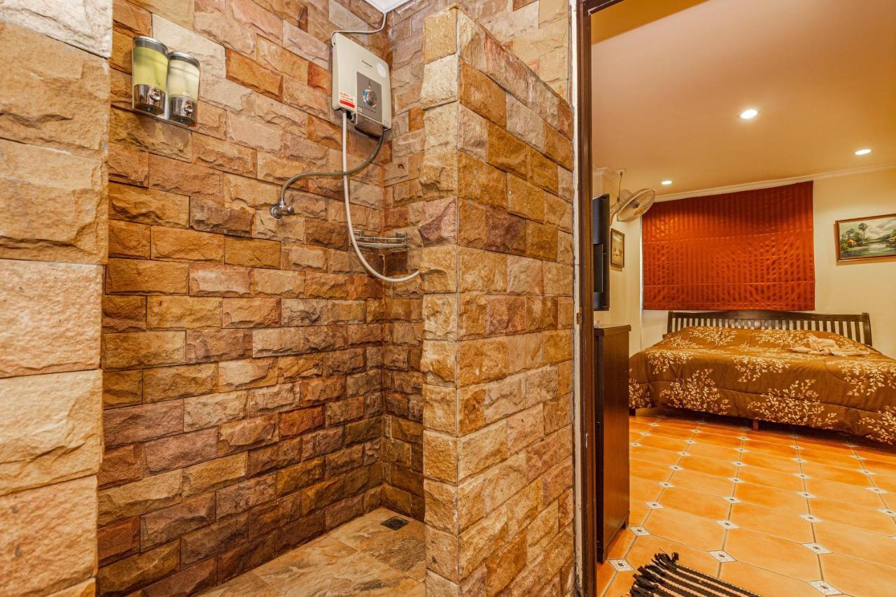 Viewbor Villa - Pattaya Holiday House Walking Street 4 Bedrooms Exteriör bild