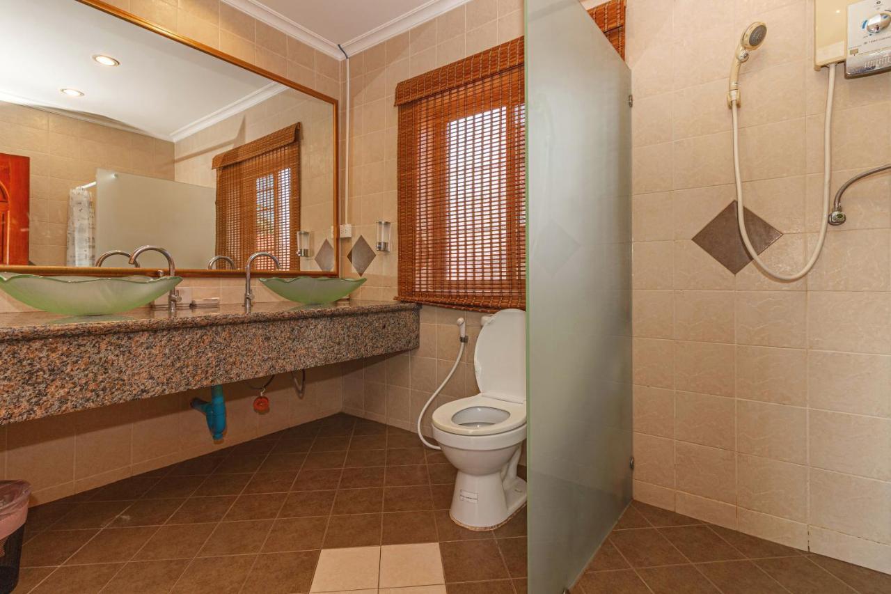 Viewbor Villa - Pattaya Holiday House Walking Street 4 Bedrooms Exteriör bild