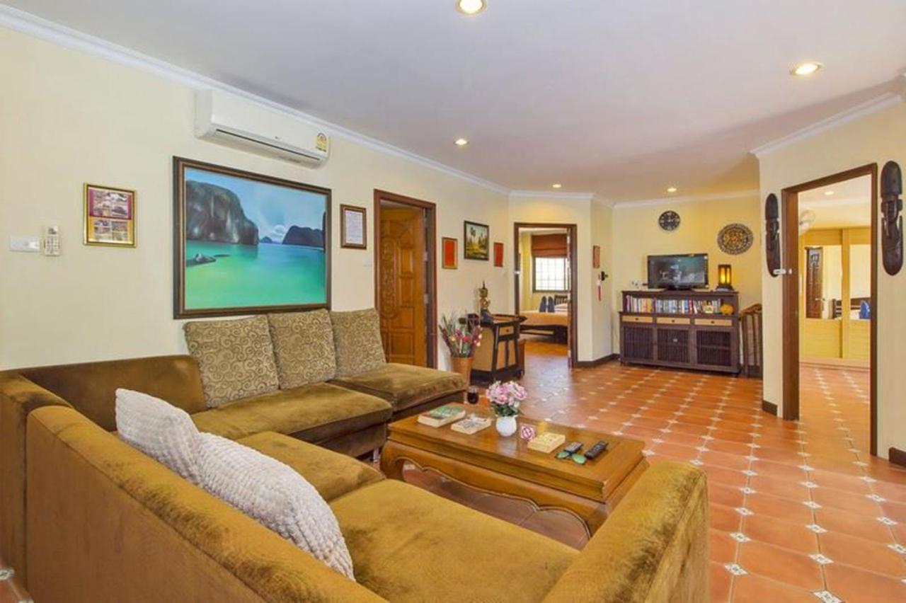 Viewbor Villa - Pattaya Holiday House Walking Street 4 Bedrooms Exteriör bild